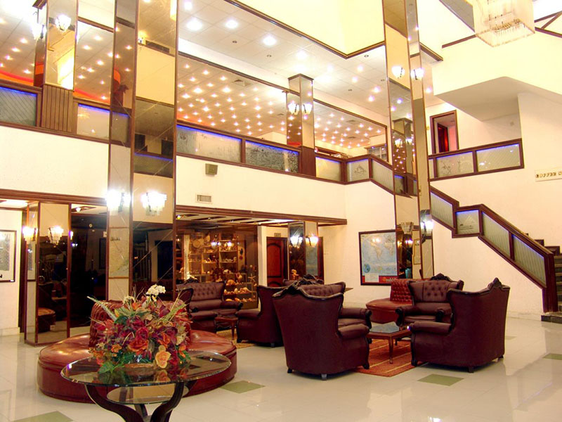 لابی هتل جهانگردی دلوار بوشهر
